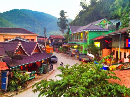 Mid-way stop in Pakbeng