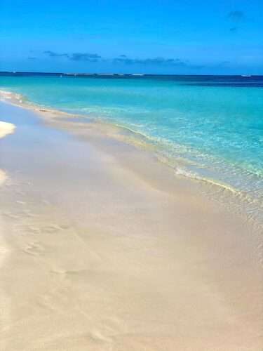 The beautiful turquoise water of Flamenco Beach in Puerto Rico