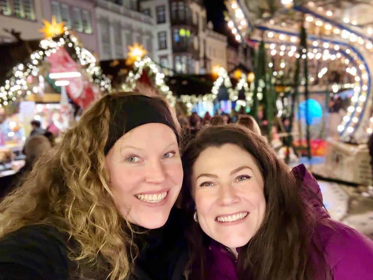 Christmas Market sisters